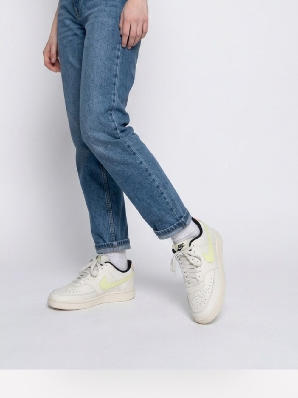 Nike Court Vision Low/ Light Zitron leather sneakers